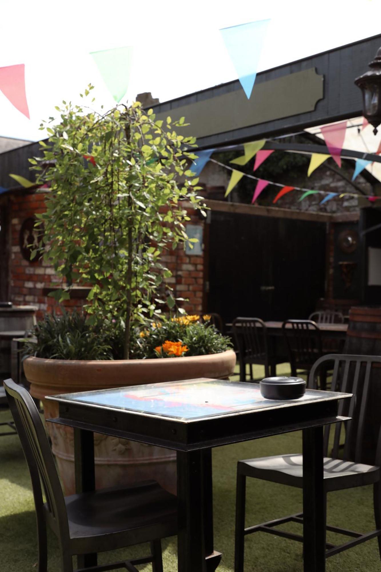 The Dundrum Inn B&B Екстериор снимка