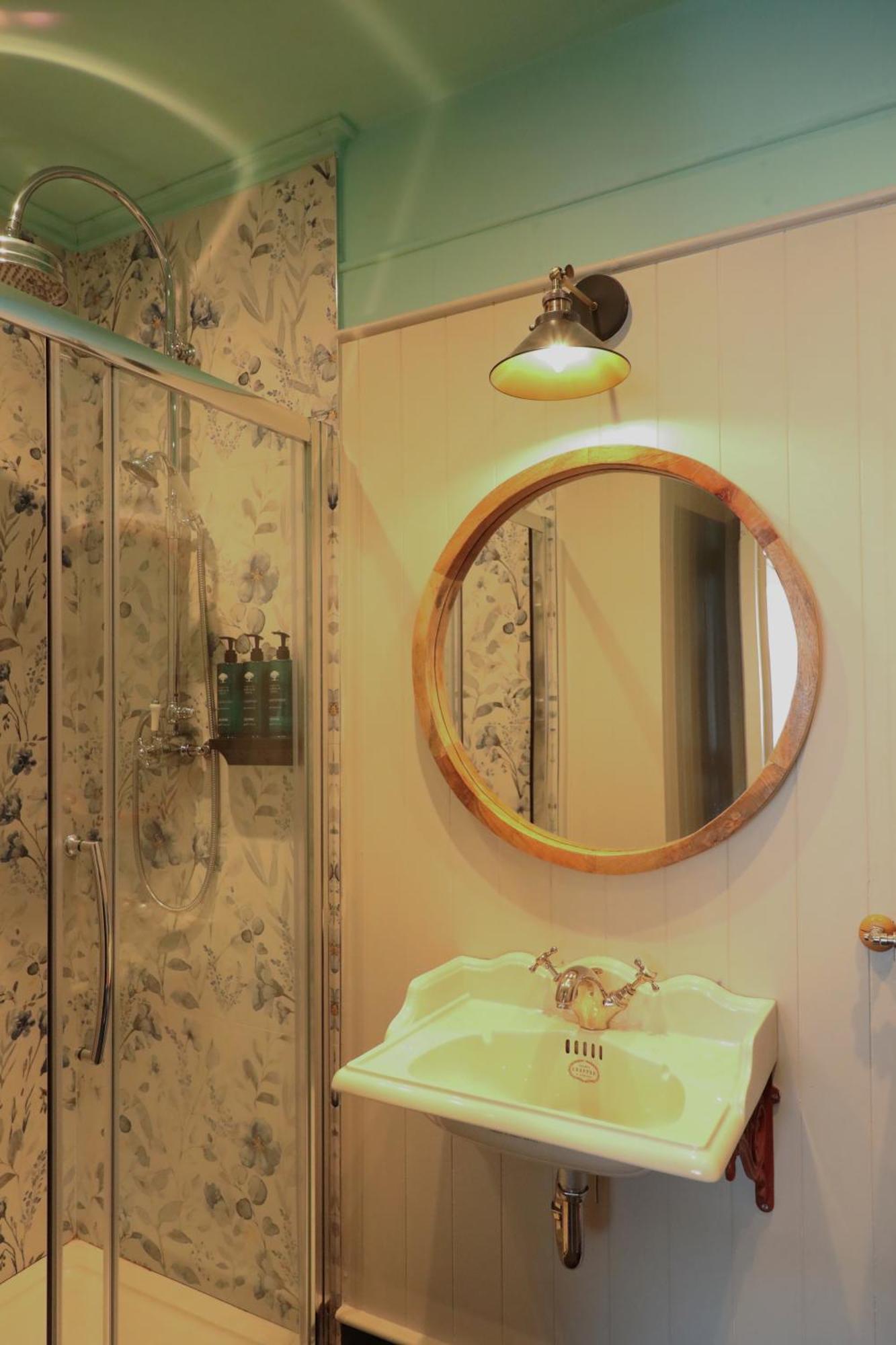 The Dundrum Inn B&B Екстериор снимка