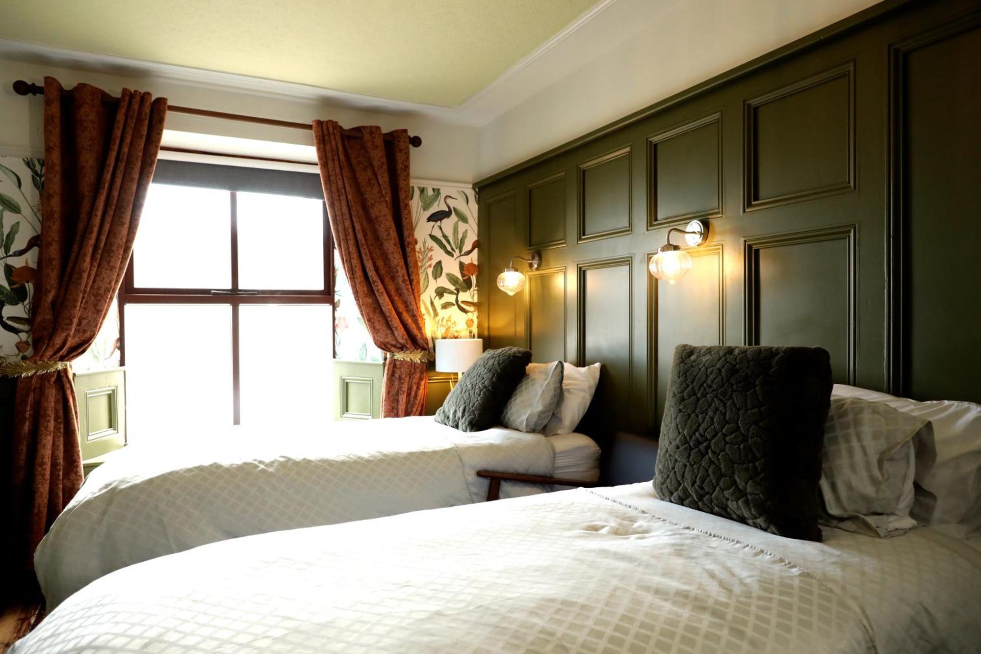 The Dundrum Inn B&B Екстериор снимка